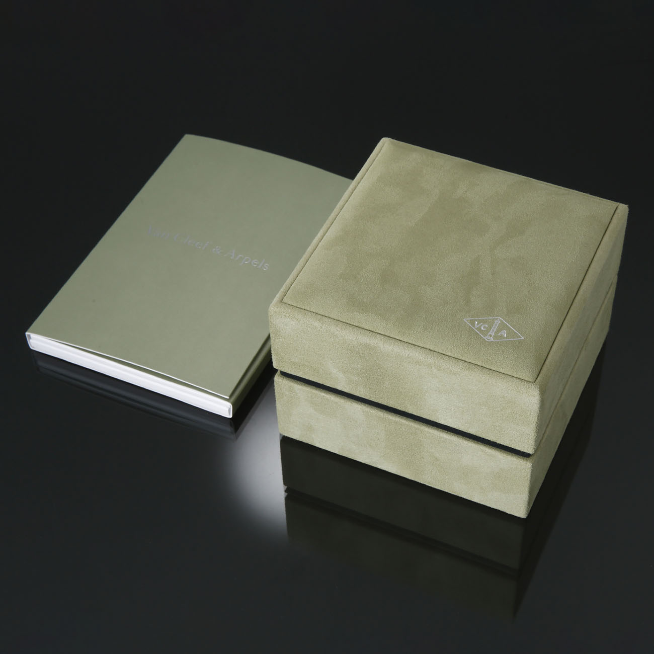 Van Cleef & Arpels(USED)반클리프앤아펠 빼를리 시그니처 브레이슬릿